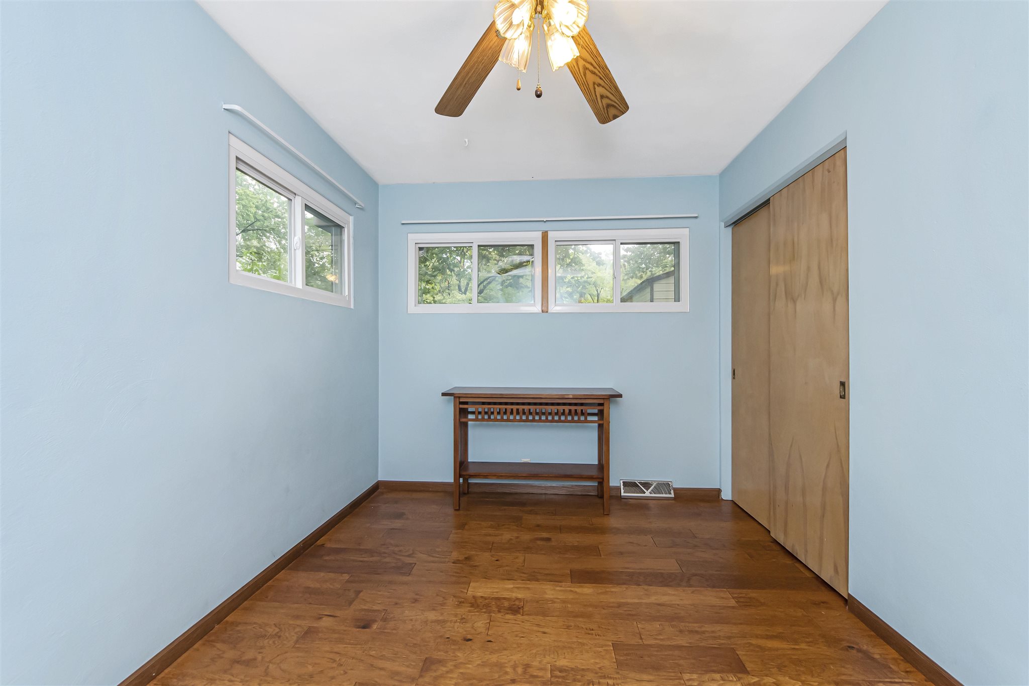 1084 Upper Spring Bay Road East Peoria, IL 61611 - Photo 17 of 40 Gallery Image 17