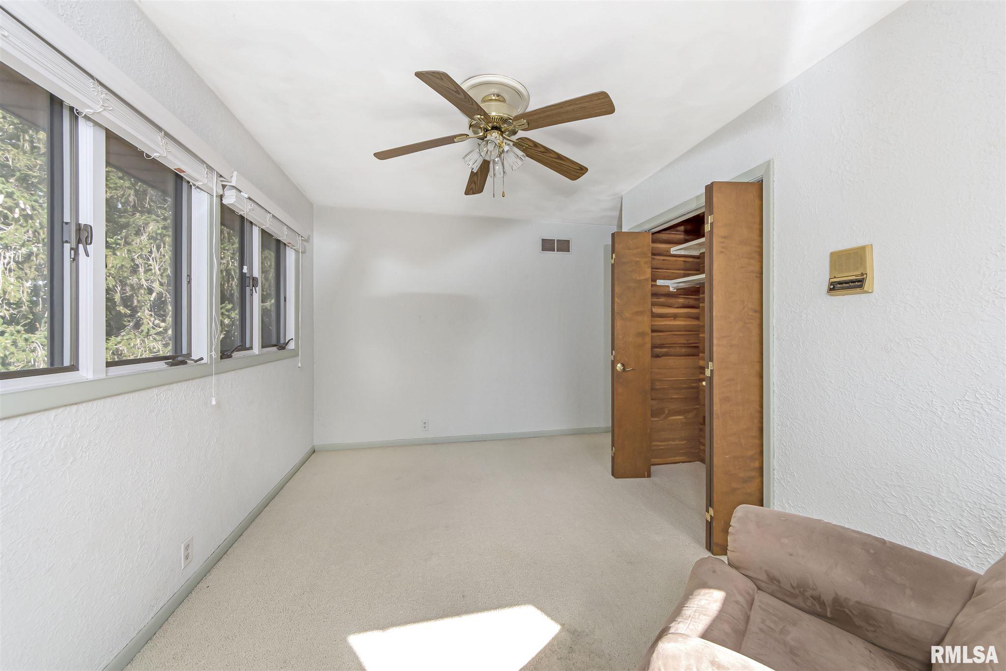 1084 Upper Spring Bay Road East Peoria, IL 61611 - Photo 29 of 40 Gallery Image 29