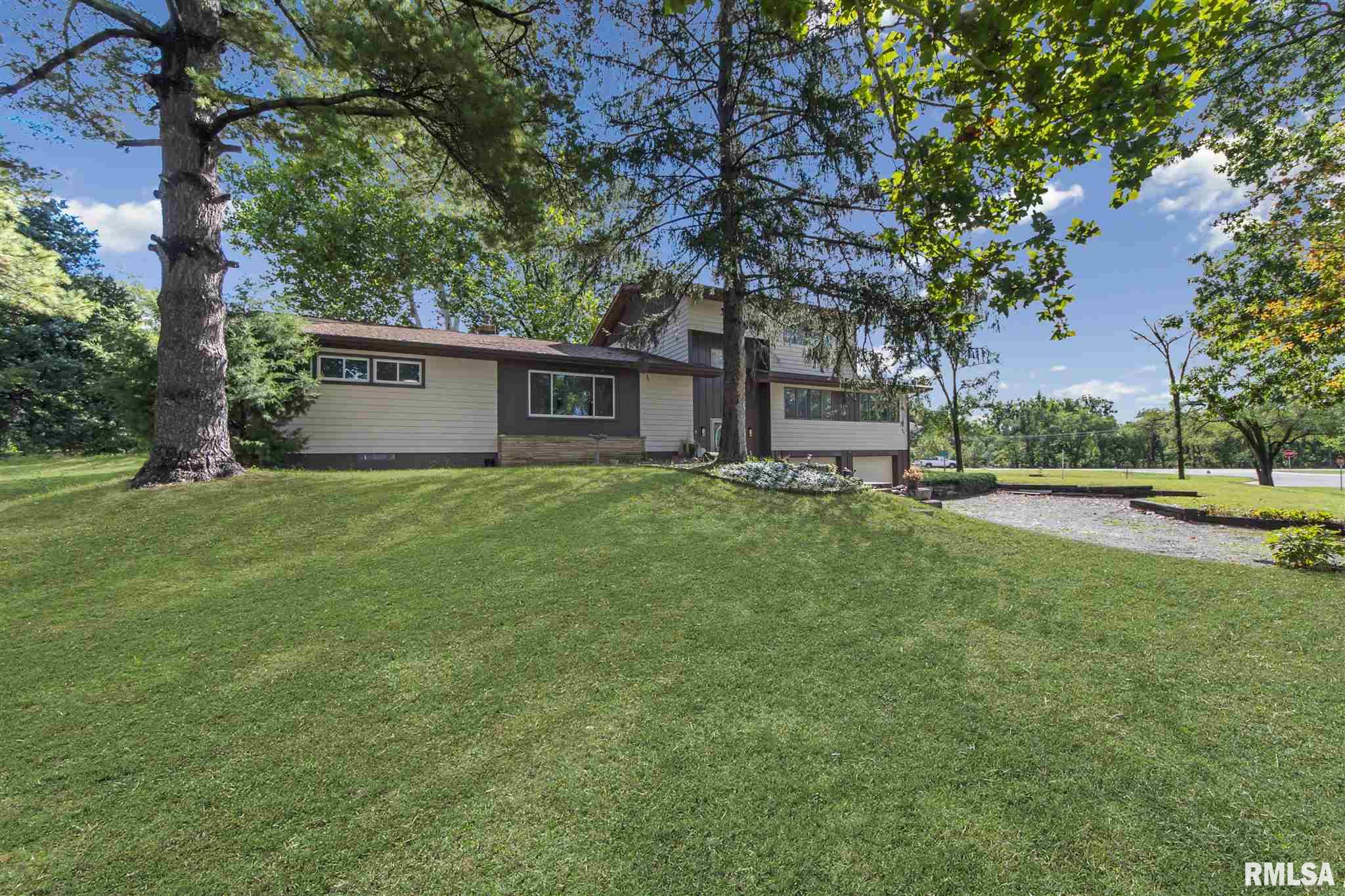 1084 Upper Spring Bay Road East Peoria, IL 61611 - Photo 35 of 40 Gallery Image 35