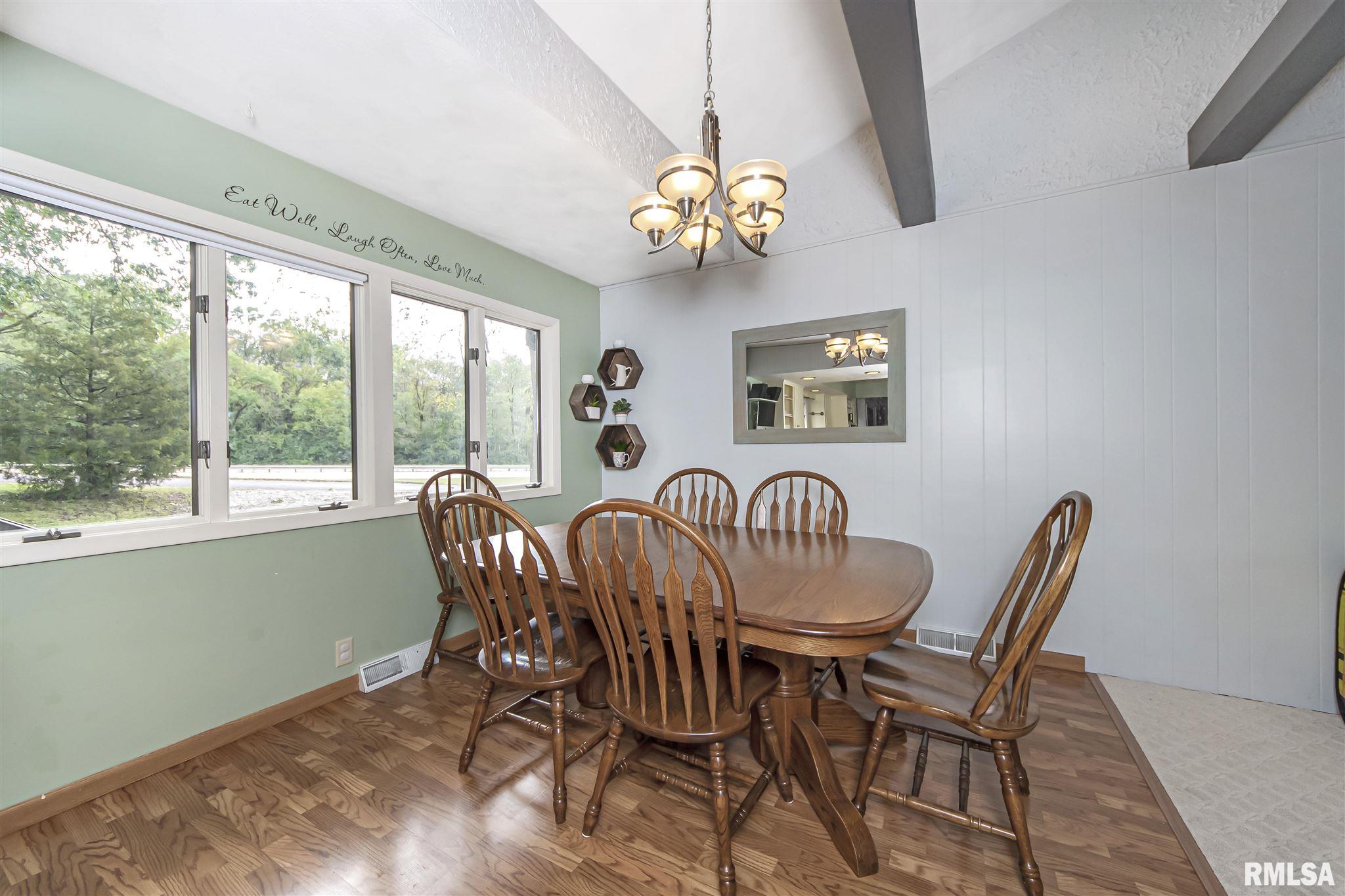 1084 Upper Spring Bay Road East Peoria, IL 61611 - Photo 8 of 40 Gallery Image 8