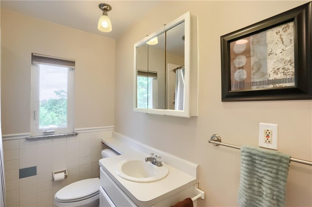 3275 Ridge Rd Extension Freedom, PA 15042 - Photo 11 of 25 The main level features a full bath.