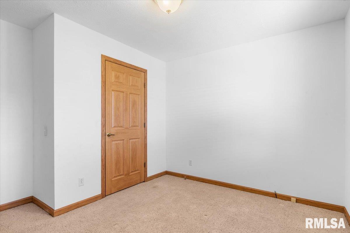 2800 Vía Rosso, Unit 194 Springfield, IL 62703 - Photo 20 of 30
