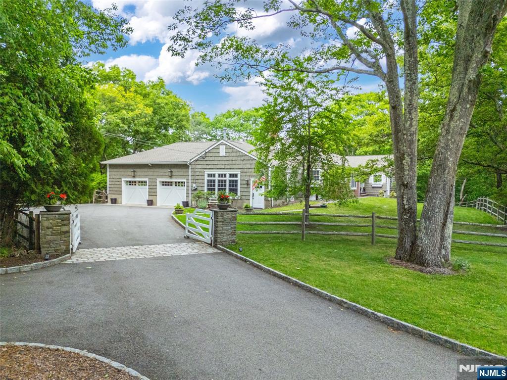 724 Ridge Road Butler, NJ 07405 - Photo 44 of 50