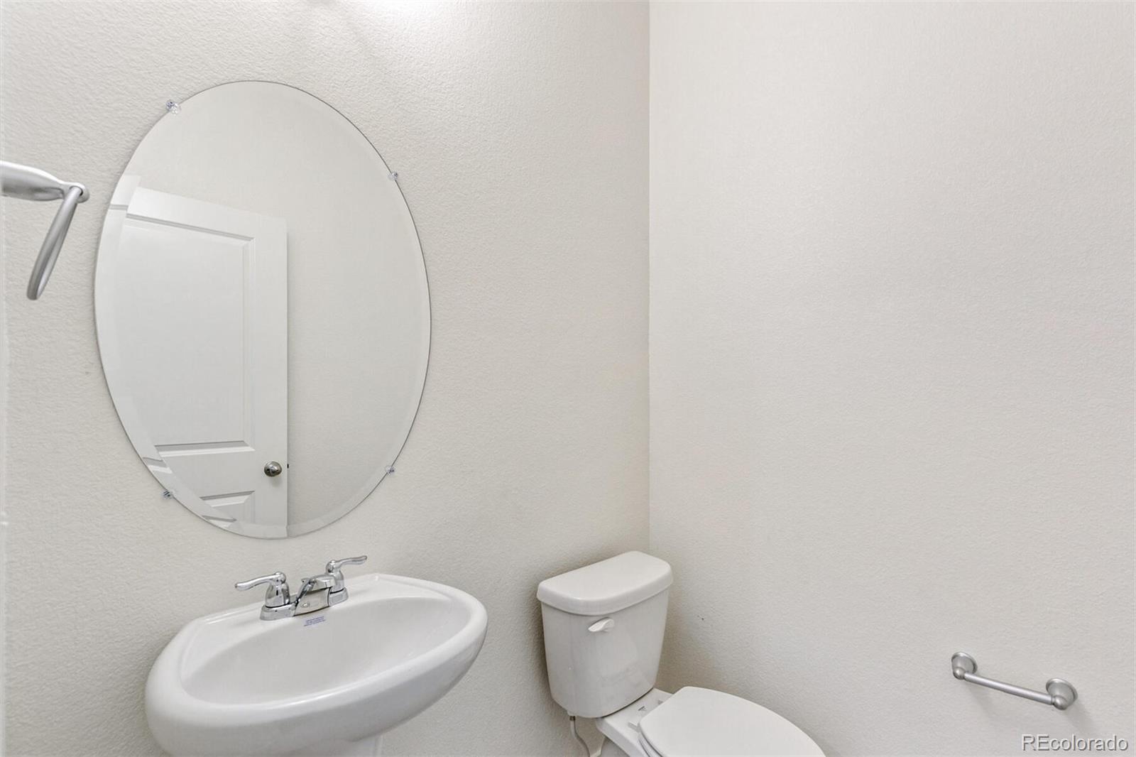 129 North Waterloo Street Aurora, CO 80018 - Photo 15 of 25