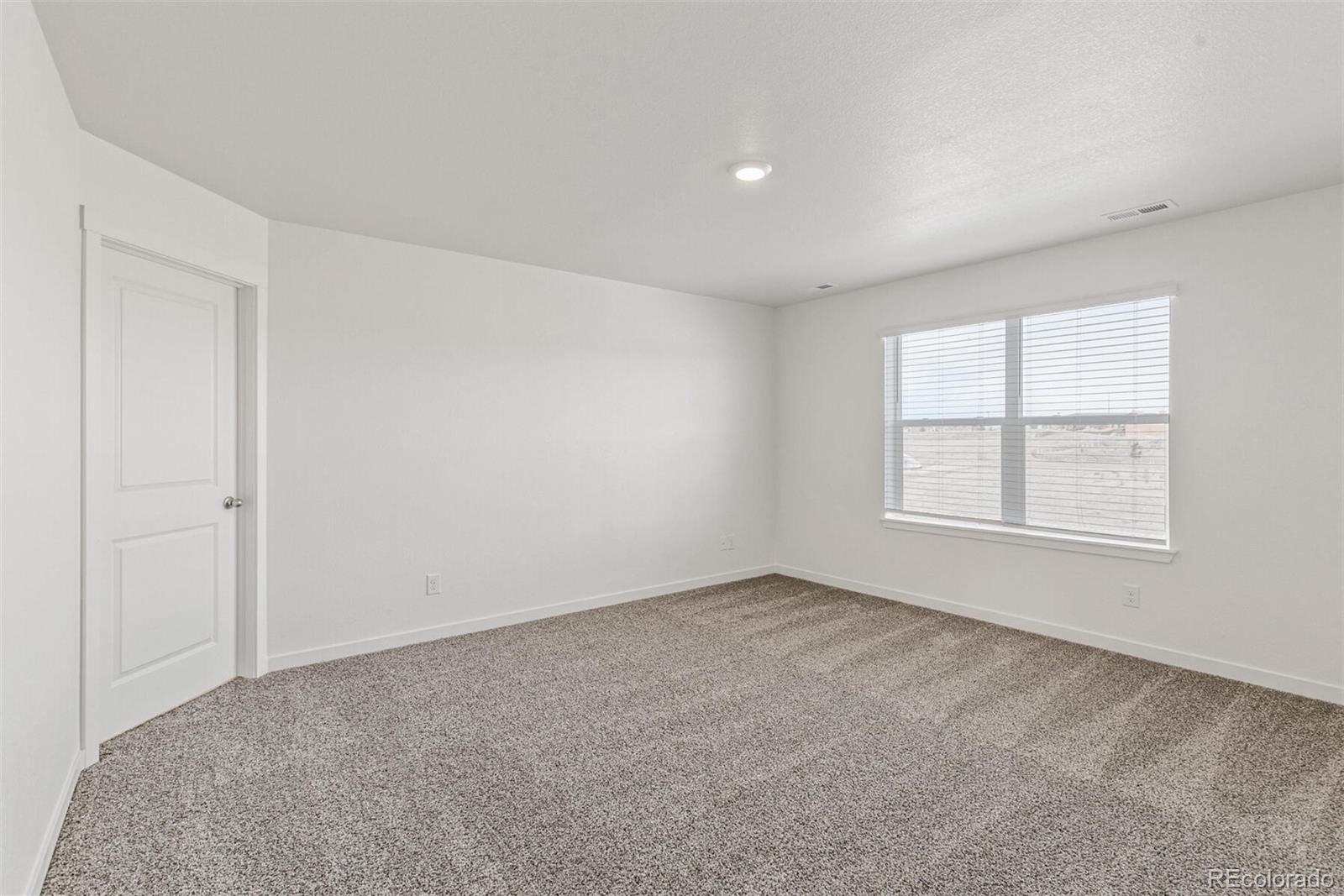 129 North Waterloo Street Aurora, CO 80018 - Photo 17 of 25