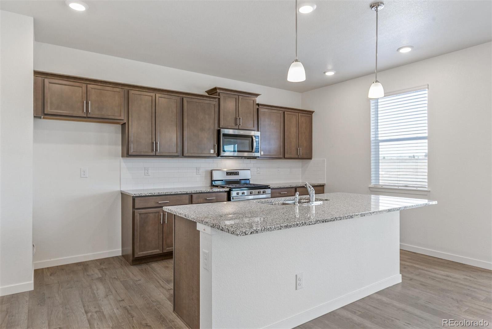 129 North Waterloo Street Aurora, CO 80018 - Photo 9 of 25
