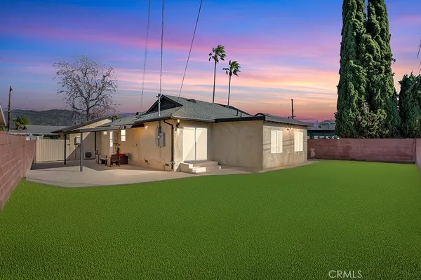 $1,149,000 | 14868 1486 1/2 Envoy, Sylmar, CA 91342