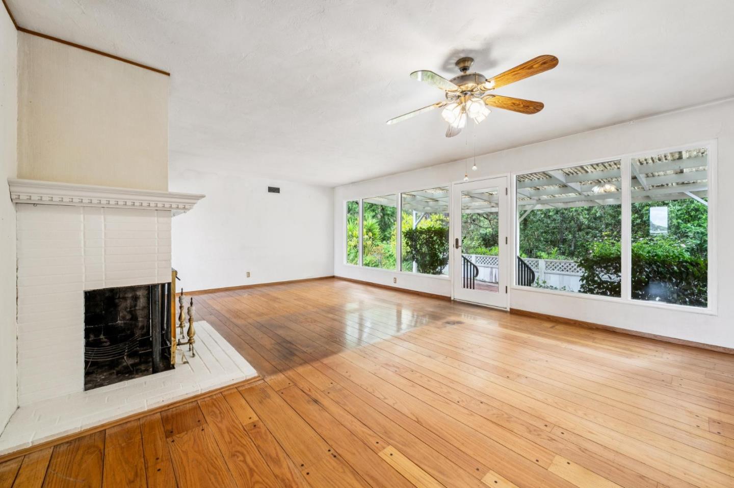 1637 Lake Chabot Road San Leandro, CA 94577 - Photo 9 of 46