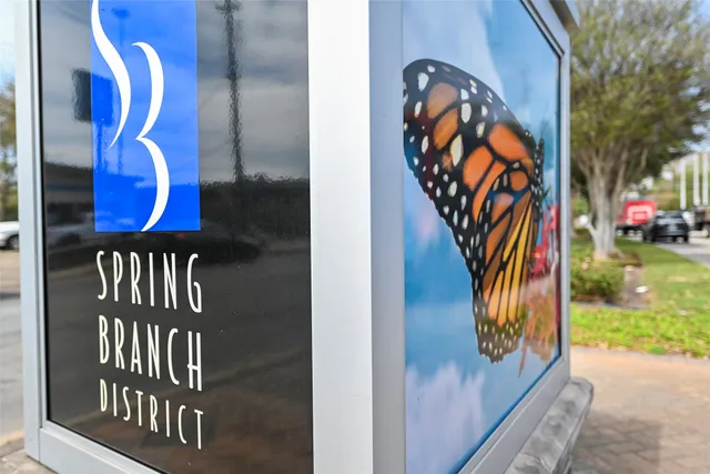 $1,600 | 7510 Shadyvilla Lane, Unit 23, Houston, TX 77055