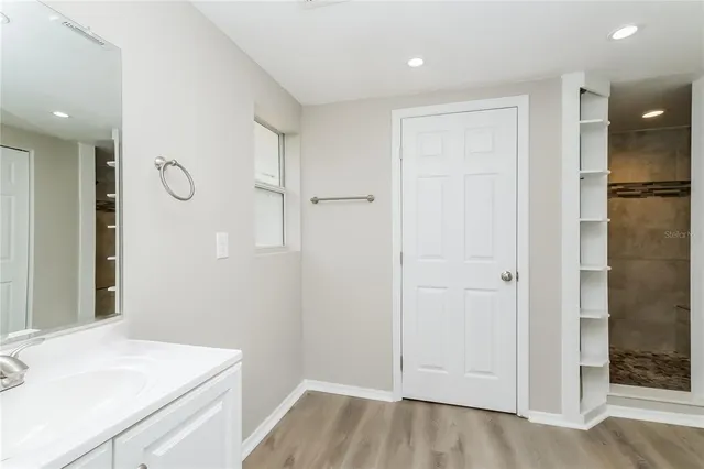 $2,390 | 1909 Glen Echo Lane, Clearwater, FL 33760