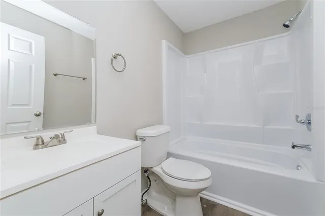 $2,390 | 1909 Glen Echo Lane, Clearwater, FL 33760