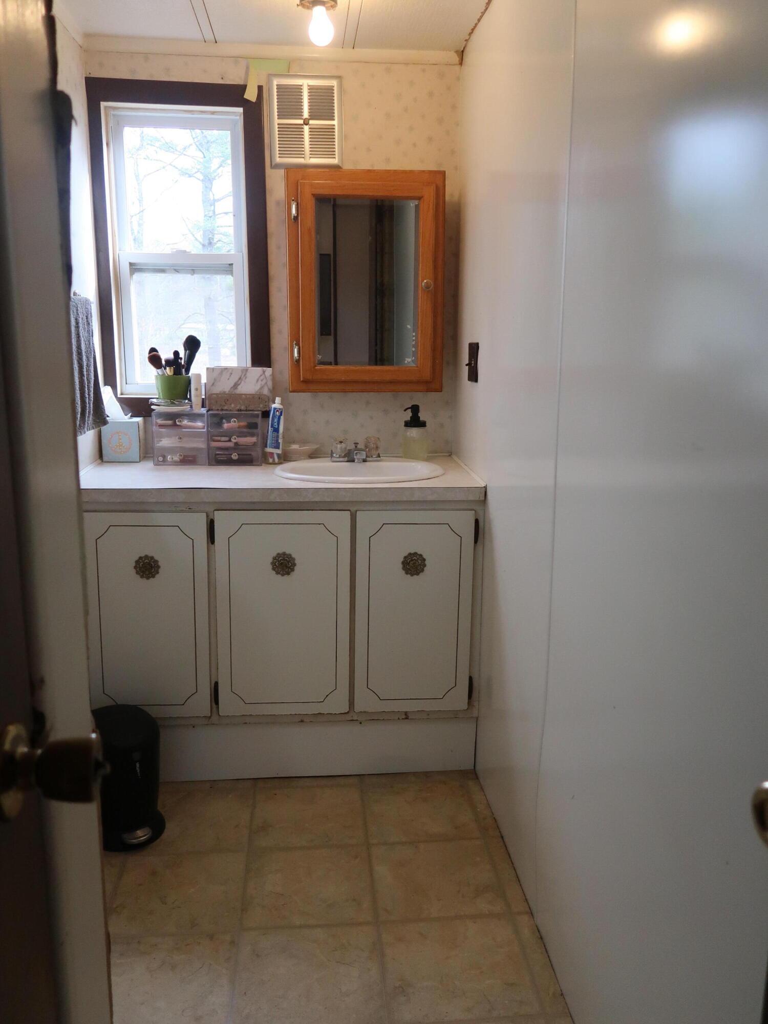 614 Windsor Road Augusta, ME 04330 - Photo 38 of 56 IMG_0288