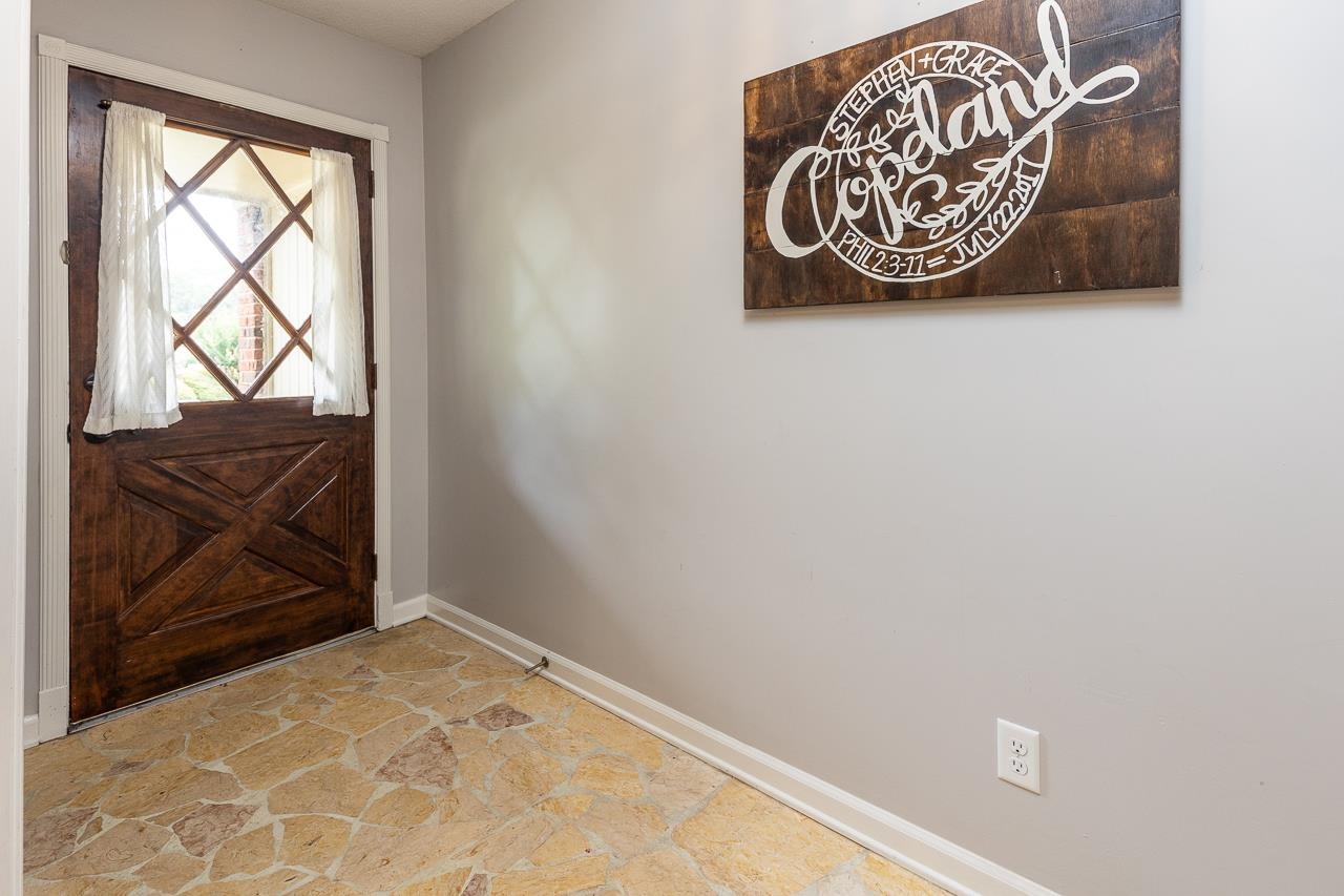 399 McElroy Road Memphis, TN 38120 - Photo 5 of 30 Gallery Image 5