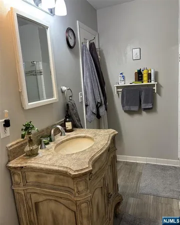 $2,200 | 437 Andre Hill, Northvale, NJ 07647