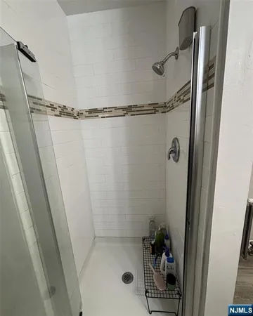 $2,200 | 437 Andre Hill, Northvale, NJ 07647