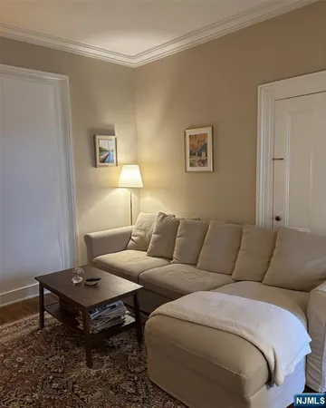 $2,200 | 437 Andre Hill, Northvale, NJ 07647