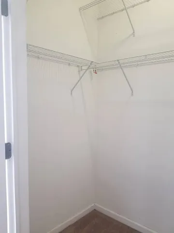 $2,600 | 5036 West Pensacola Avenue, Unit 402, Chicago, IL 60641