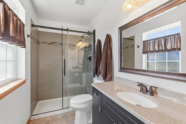 $559,900 | 1189 Mockingbird Drive, Oconomowoc, WI 53066