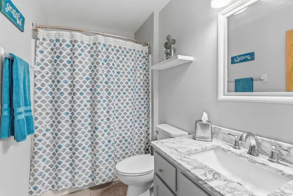 $559,900 | 1189 Mockingbird Drive, Oconomowoc, WI 53066