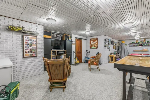 $559,900 | 1189 Mockingbird Drive, Oconomowoc, WI 53066