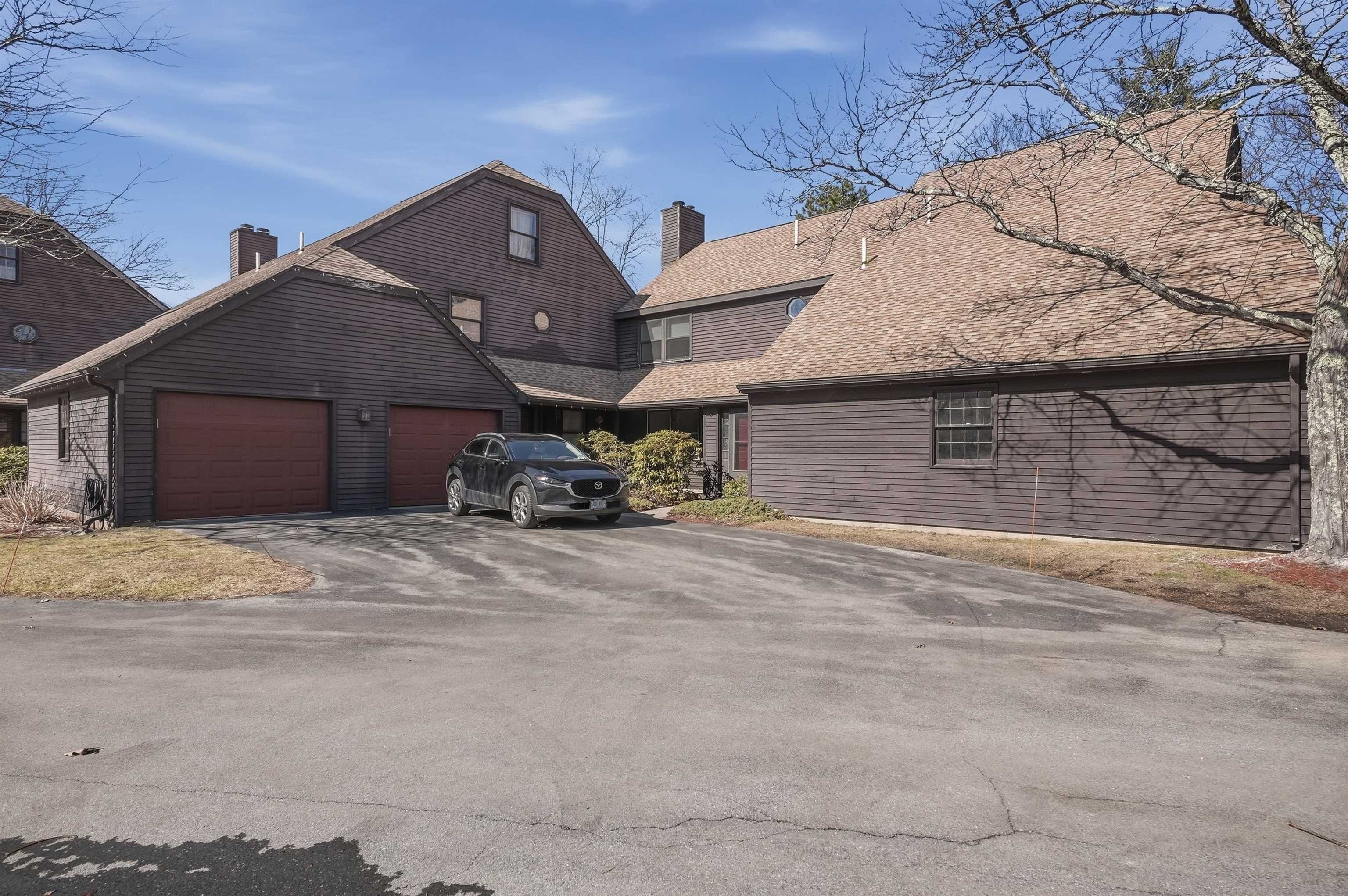 45 Stacey Circle Windham, NH 03087 - Photo 2 of 60