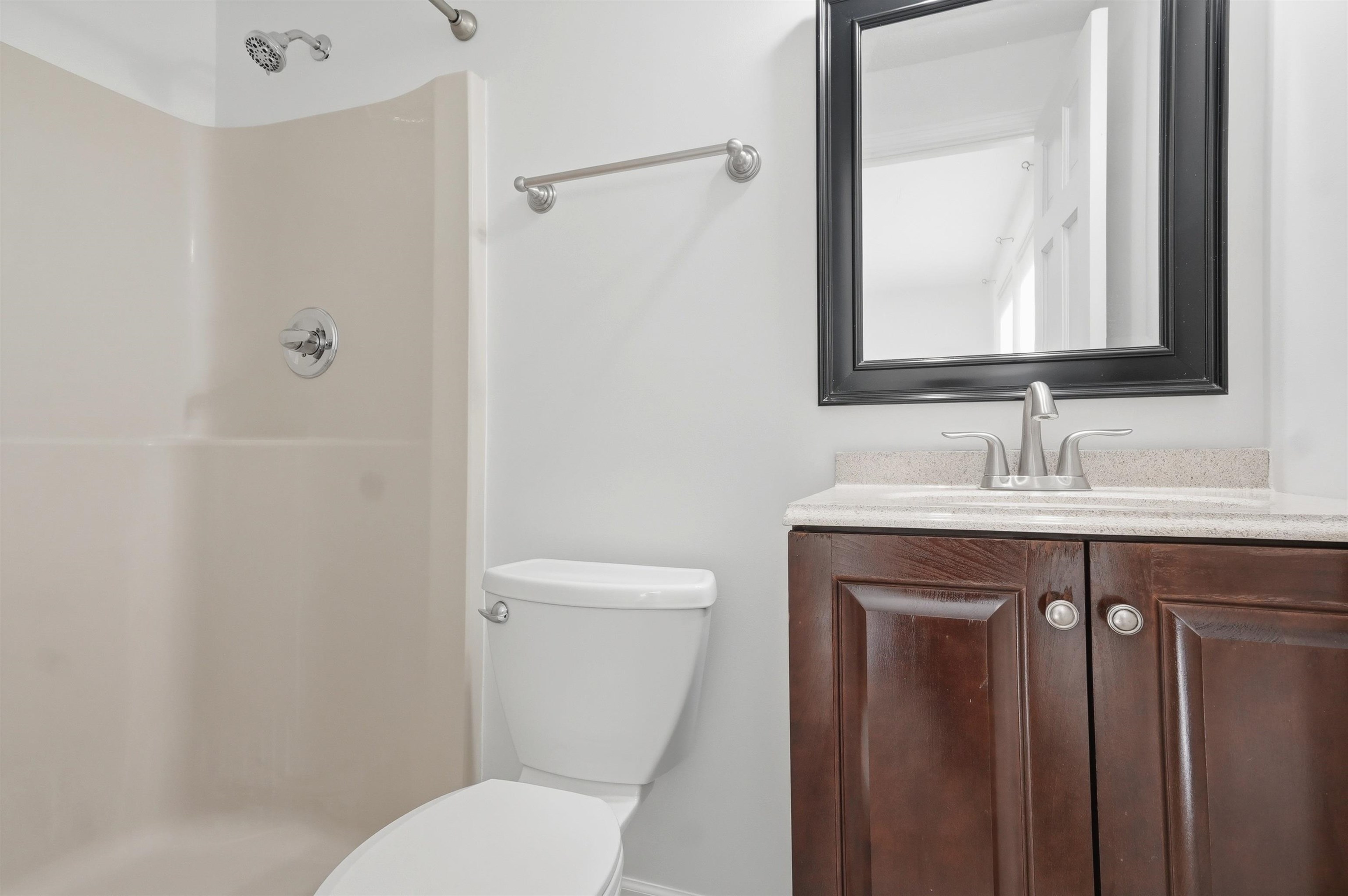 45 Stacey Circle Windham, NH 03087 - Photo 32 of 60