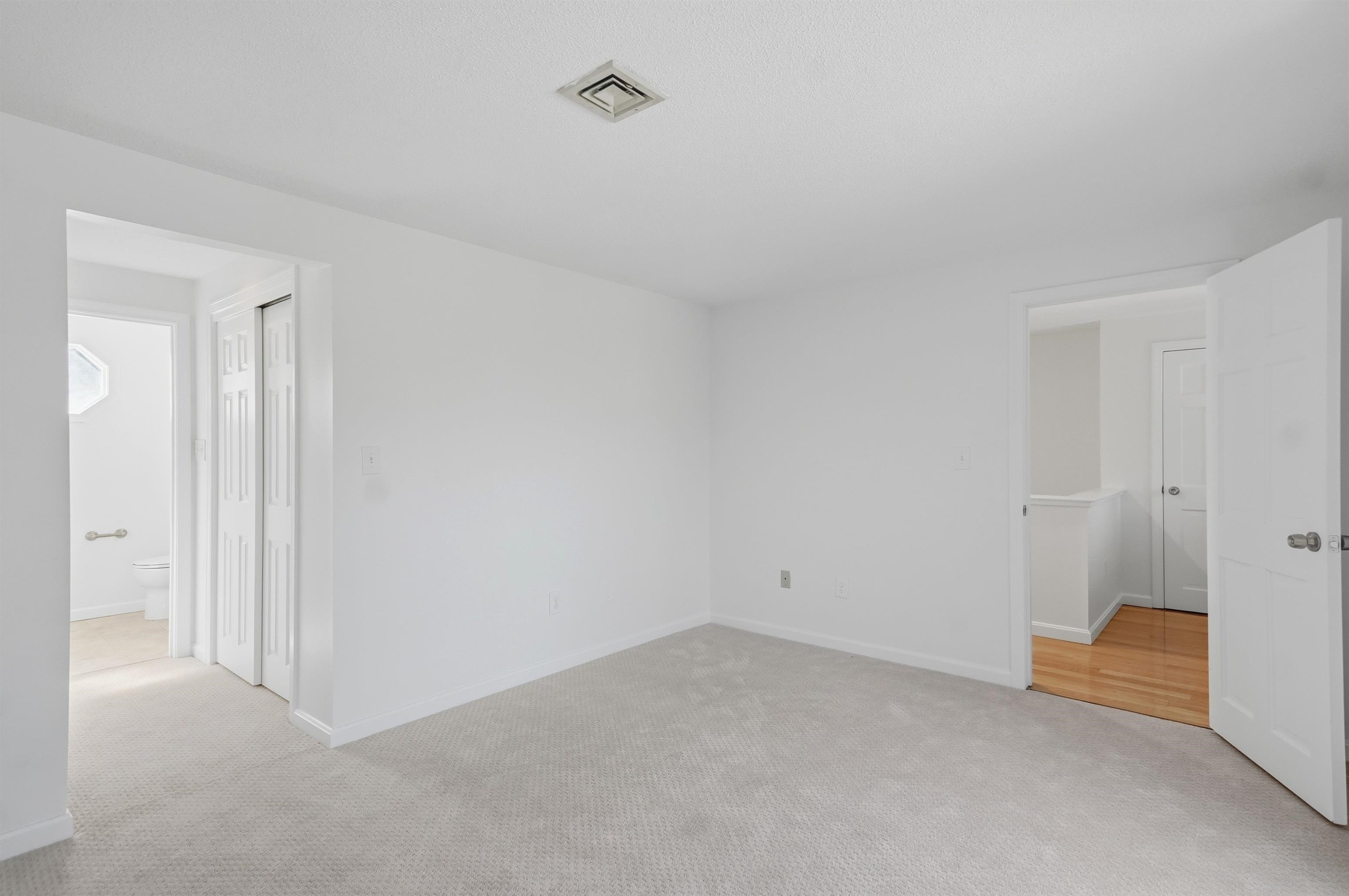 45 Stacey Circle Windham, NH 03087 - Photo 36 of 58
