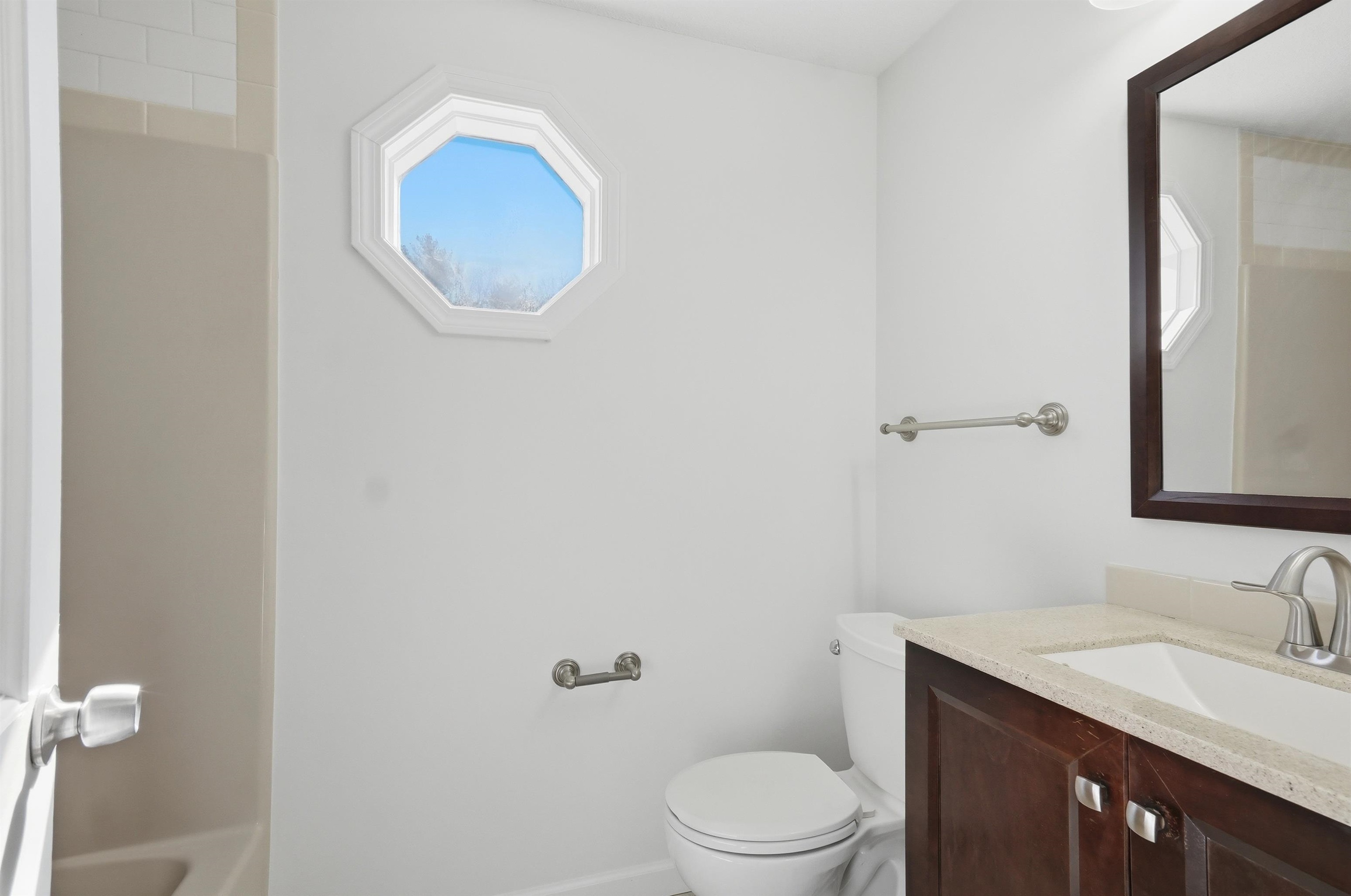45 Stacey Circle Windham, NH 03087 - Photo 42 of 58