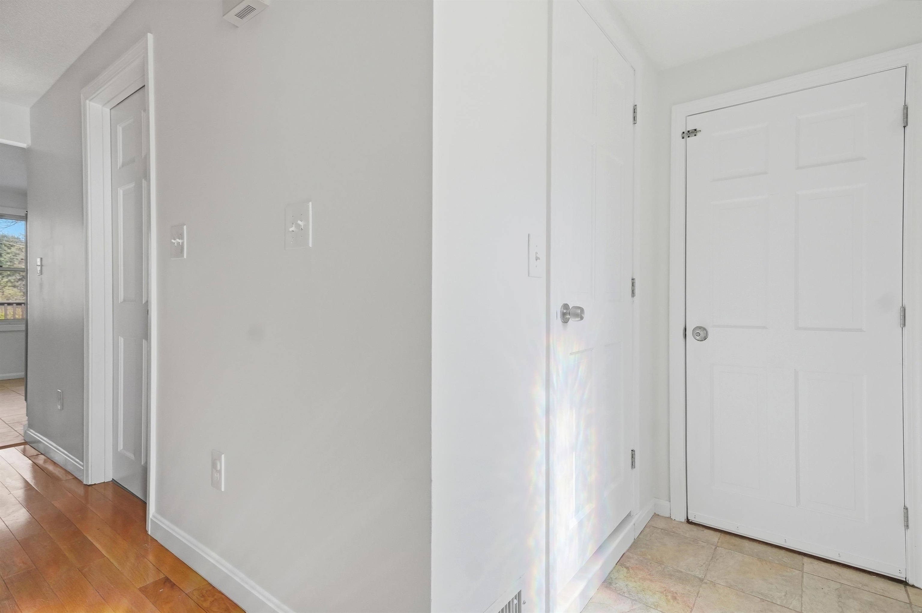 45 Stacey Circle Windham, NH 03087 - Photo 9 of 60