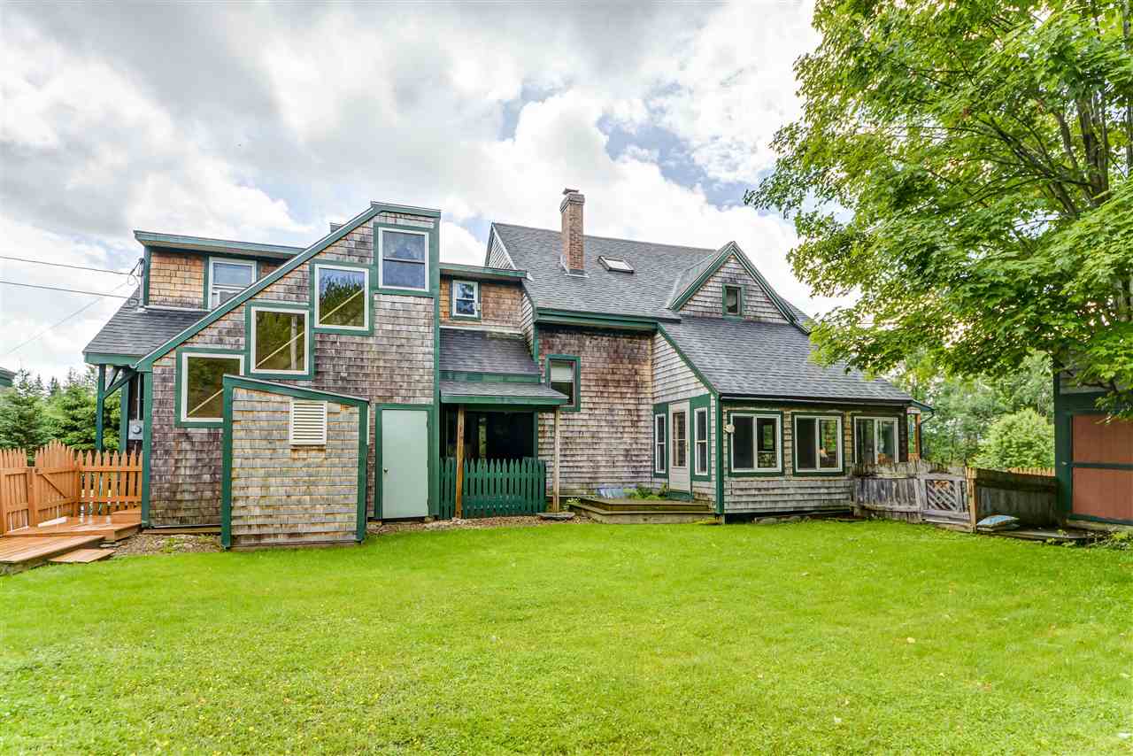 473 Jefferson Road Whitefield, NH 03598 - Photo 5 of 40