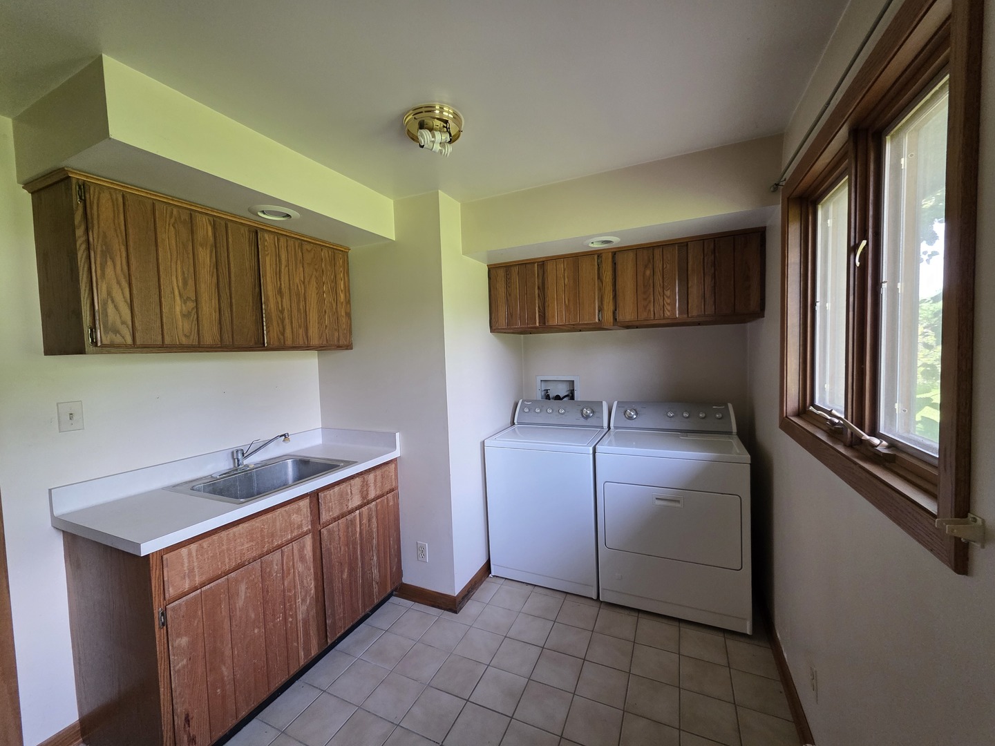 1546 Wheeler Street Woodstock, IL 60098 - Photo 28 of 32 a room with storage and utility
