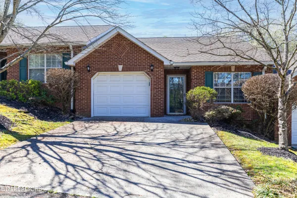 $1,945 | 1315 Lucy Way, Unit 7, Knoxville, TN 37912