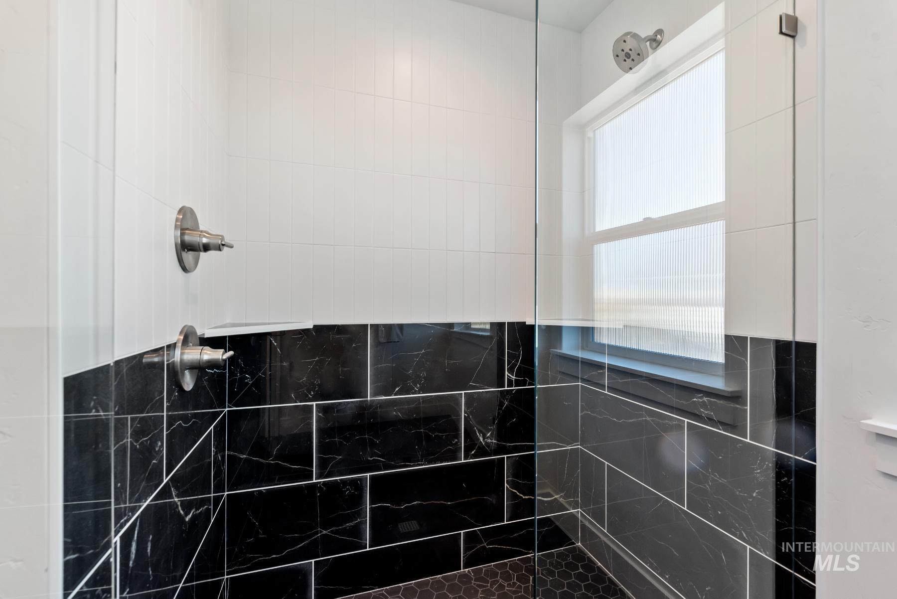 1319 West Malbar Street Meridian, ID 83646 - Photo 22 of 31 Bathroom with a stall shower