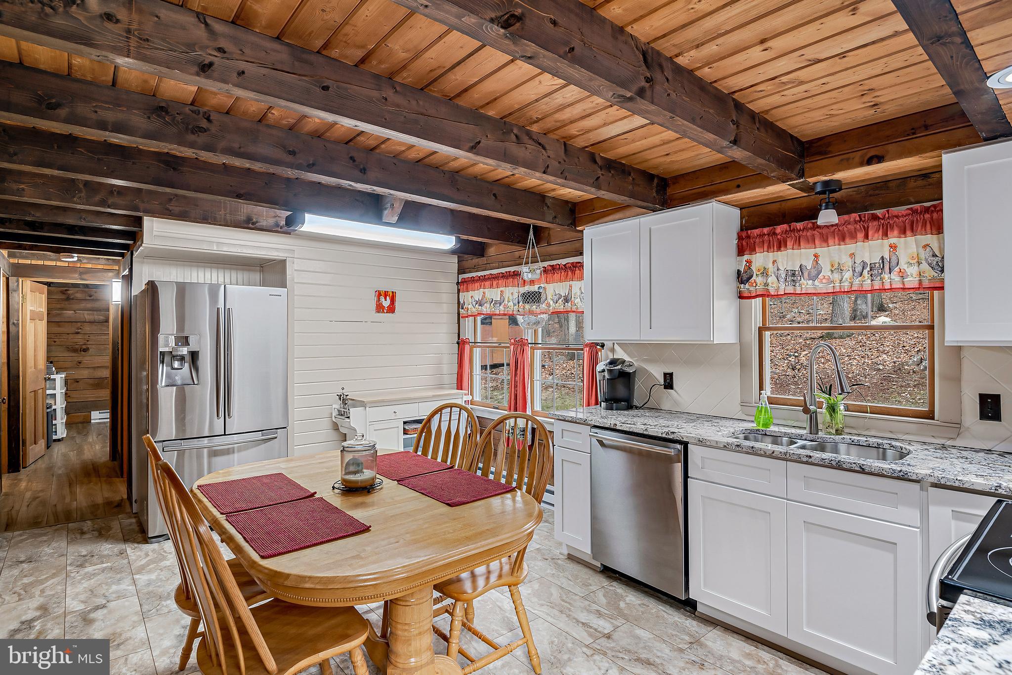 6041 Mountain Road Dover, PA 17315 - Photo 15 of 49