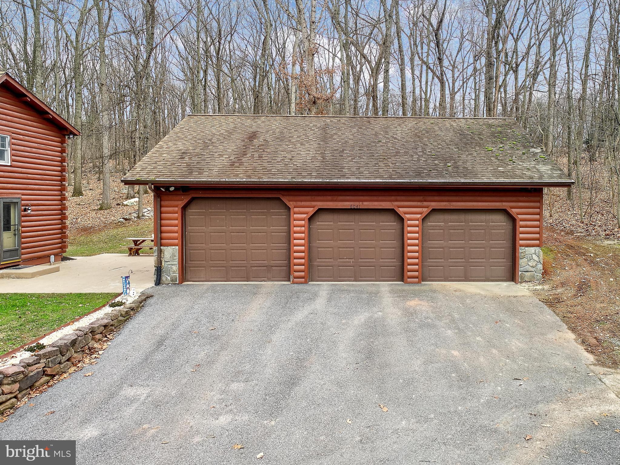 6041 Mountain Road Dover, PA 17315 - Photo 38 of 49