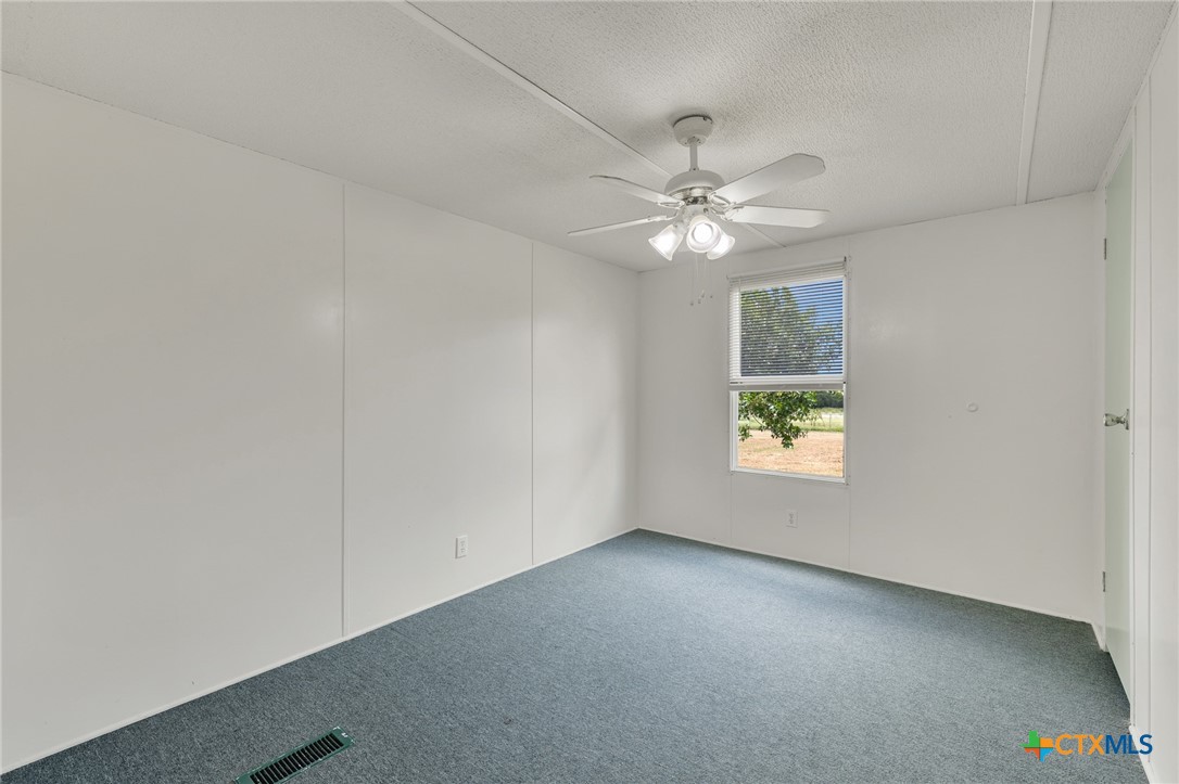 259 McKnight Road Seguin, TX 78155 - Photo 16 of 21