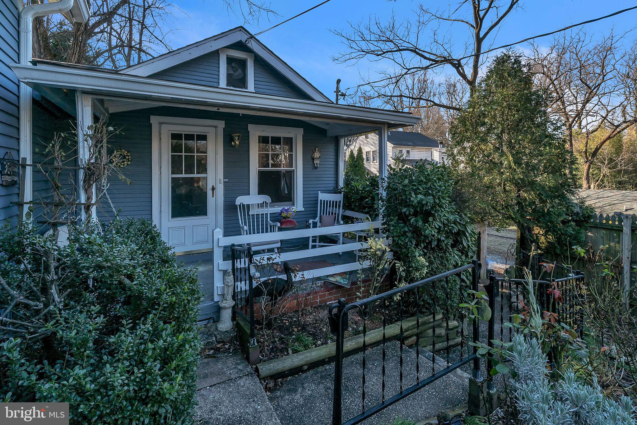 10210 Capitol View Avenue Silver Spring, MD 20910 - Photo 4 of 18