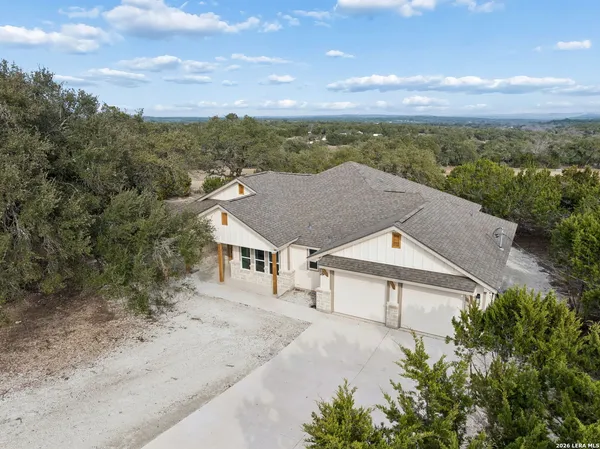 $484,900 | 1555 Birch Lane, Fischer, TX 78623