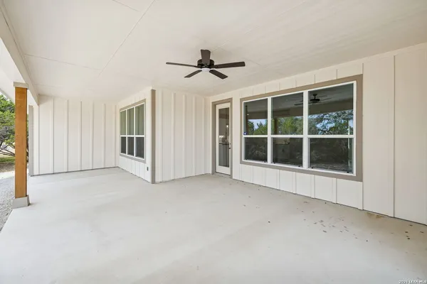 $484,900 | 1555 Birch Lane, Fischer, TX 78623