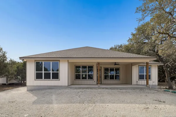 $484,900 | 1555 Birch Lane, Fischer, TX 78623