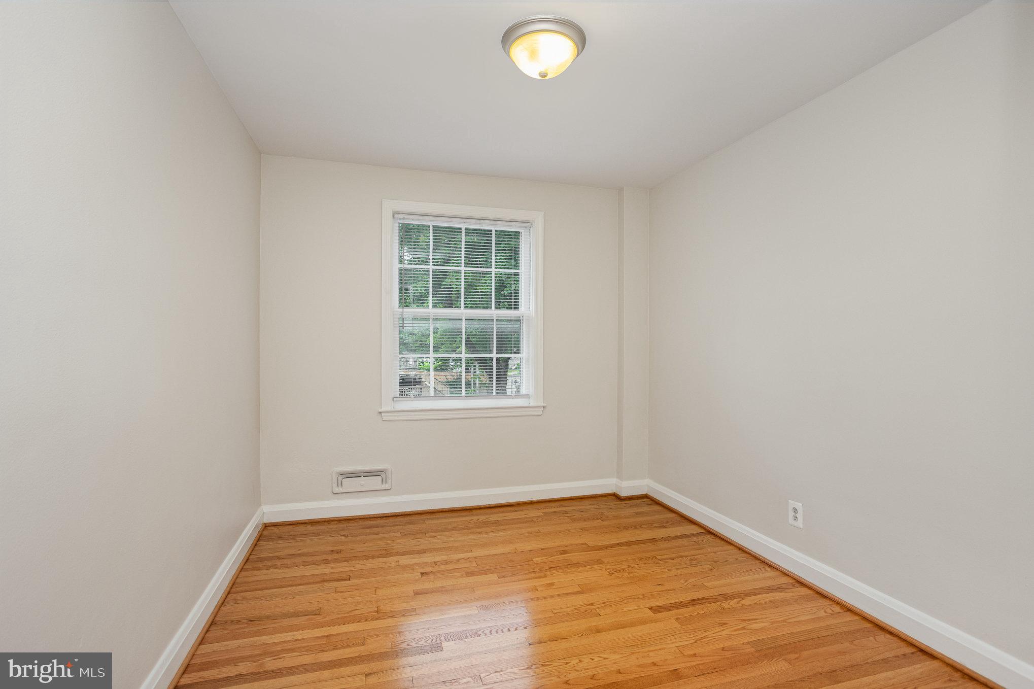 1127 Harwall Road Gwynn Oak, MD 21207 - Photo 13 of 30