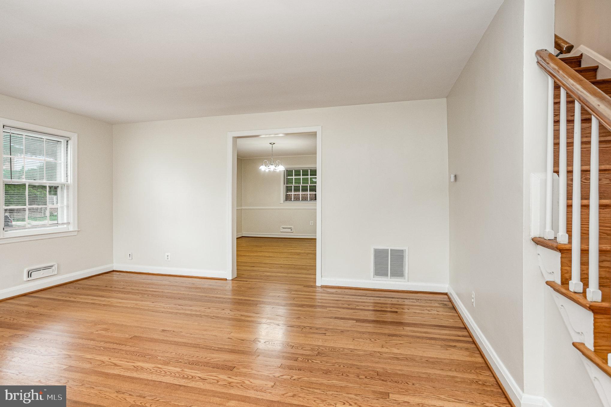 1127 Harwall Road Gwynn Oak, MD 21207 - Photo 3 of 30
