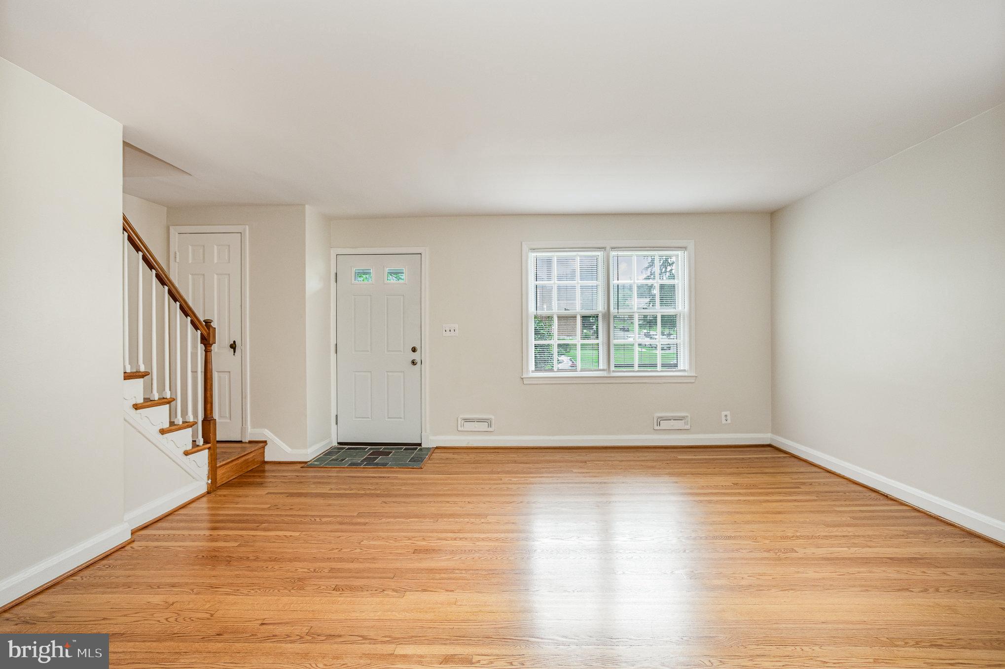 1127 Harwall Road Gwynn Oak, MD 21207 - Photo 4 of 30