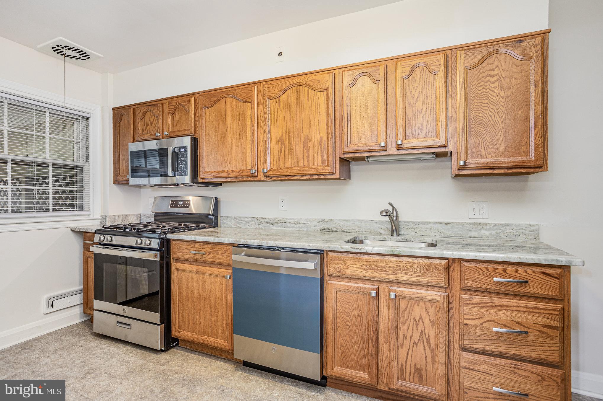 1127 Harwall Road Gwynn Oak, MD 21207 - Photo 5 of 30