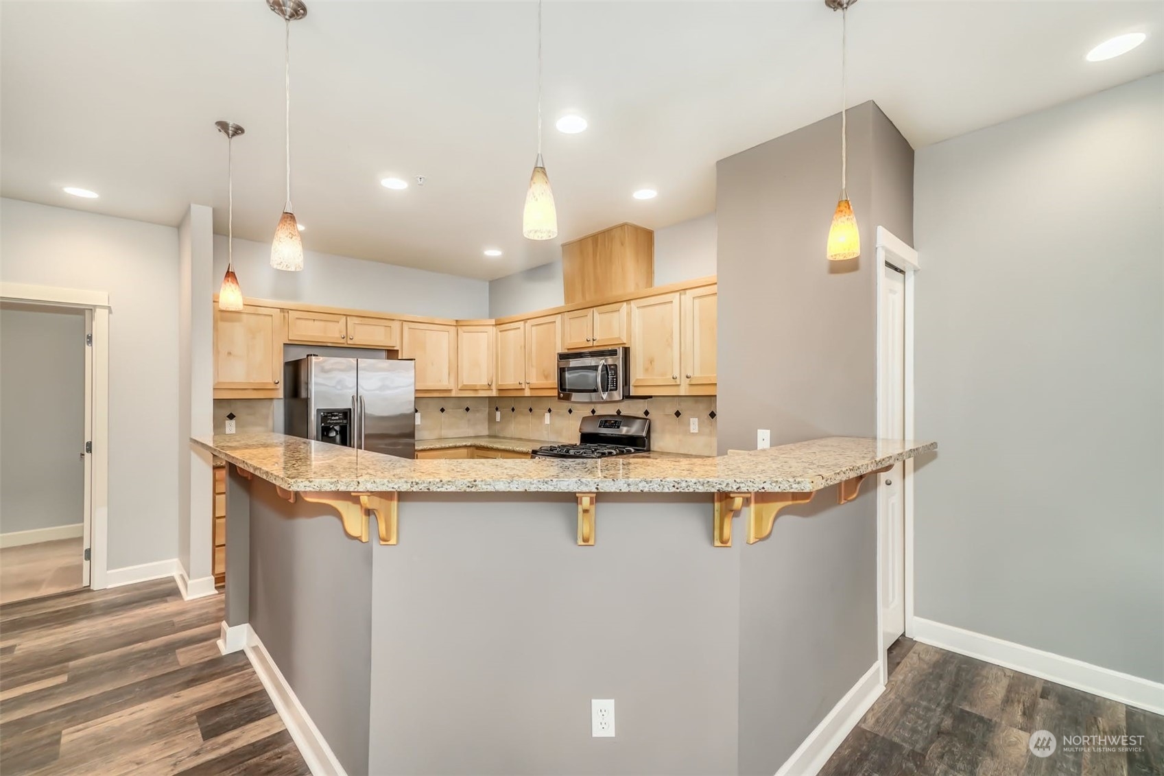 19102 20th Drive Southeast, Unit B201 Bothell, WA 98012 - Photo 6 of 20 Gallery Image 6