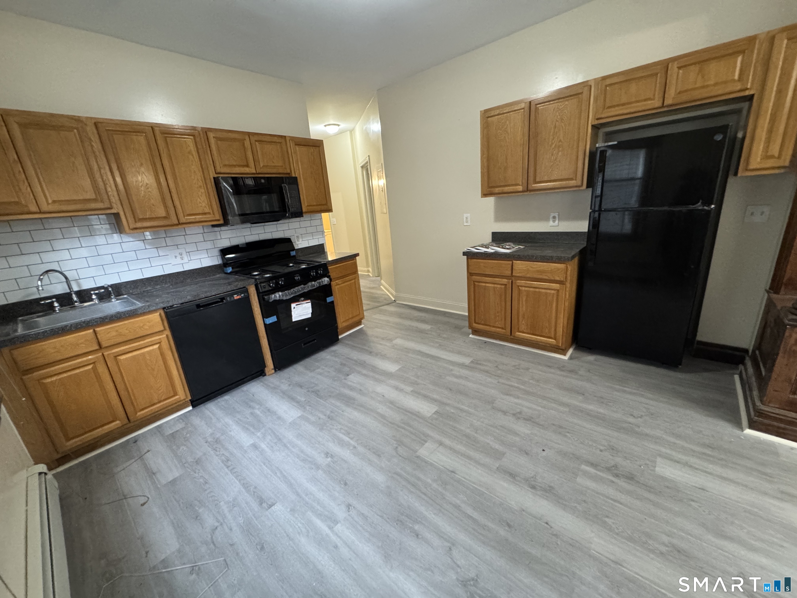 304 Shelton Avenue New Haven, CT 06511 - Photo 2 of 8