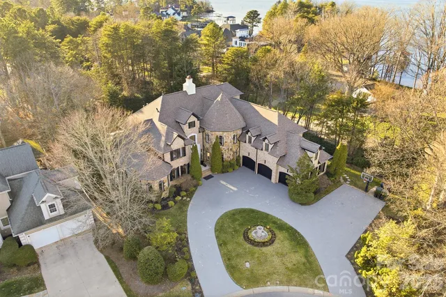 $2,999,000 | 18805 Windy Point Drive, Cornelius, NC 28031