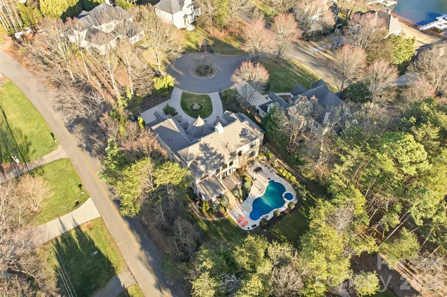 $2,999,000 | 18805 Windy Point Drive, Cornelius, NC 28031