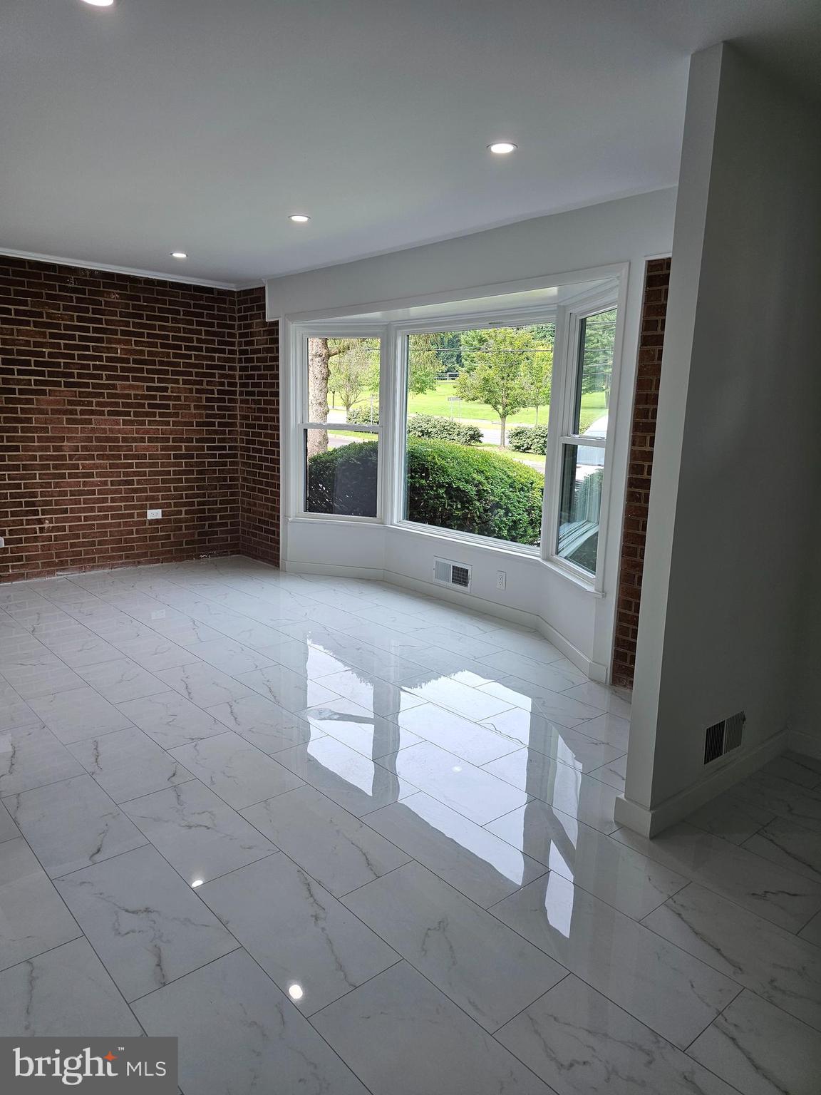 12913 Layhill Road Silver Spring, MD 20906 - Photo 21 of 49 Kitchen
