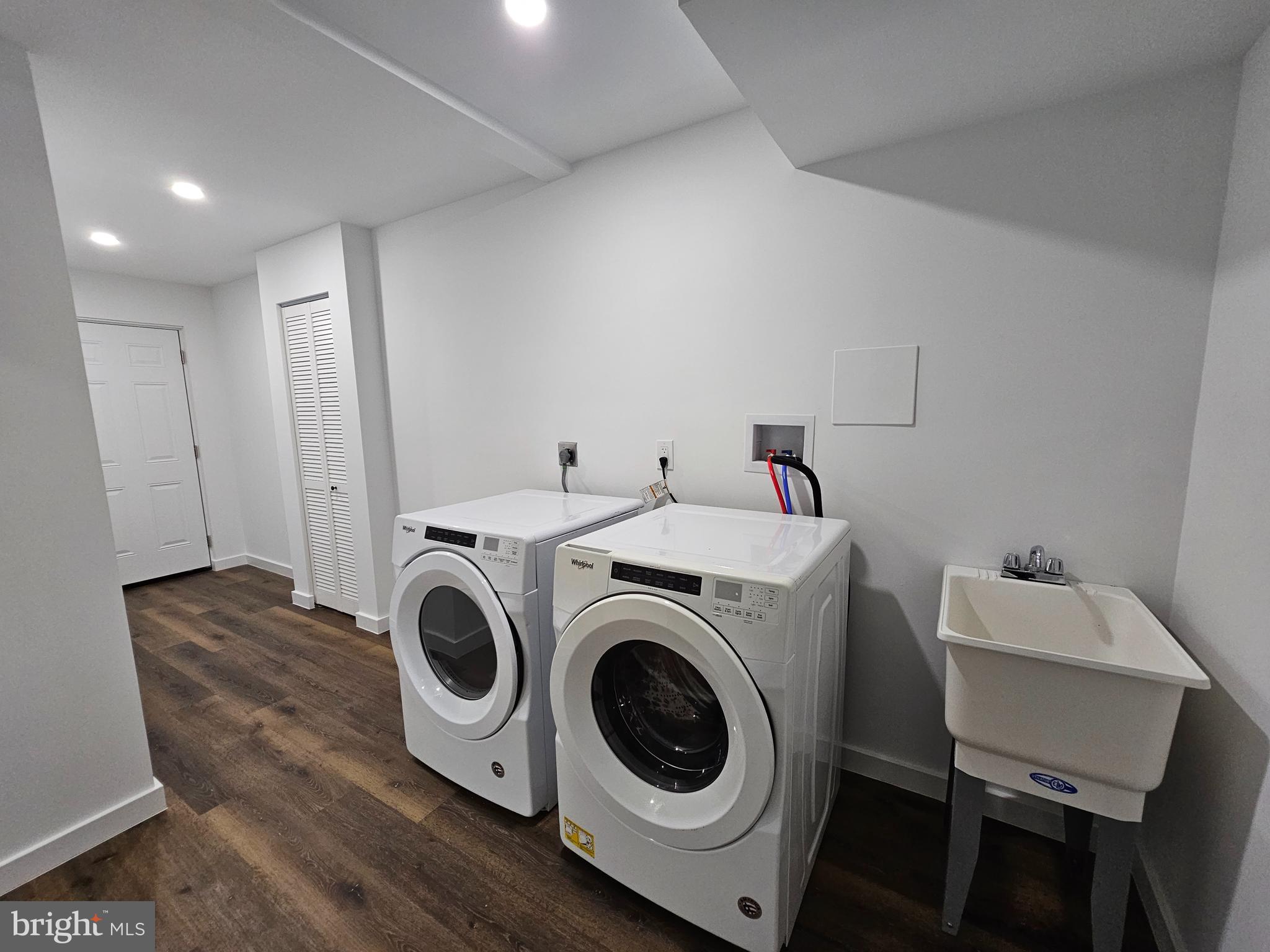 12913 Layhill Road Silver Spring, MD 20906 - Photo 39 of 49 Laundry